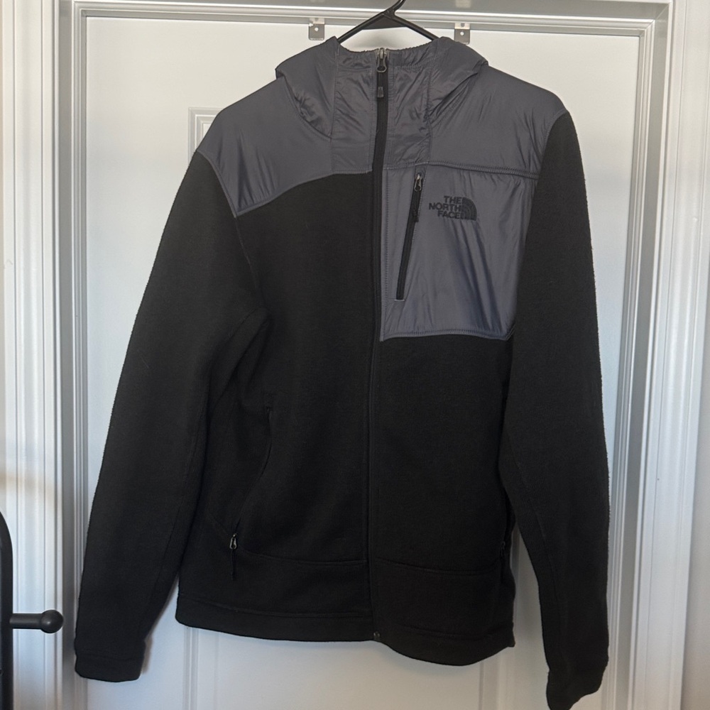 The North Face Men's Charcoal and Black Fleece Jacket - Picture 1 of 3